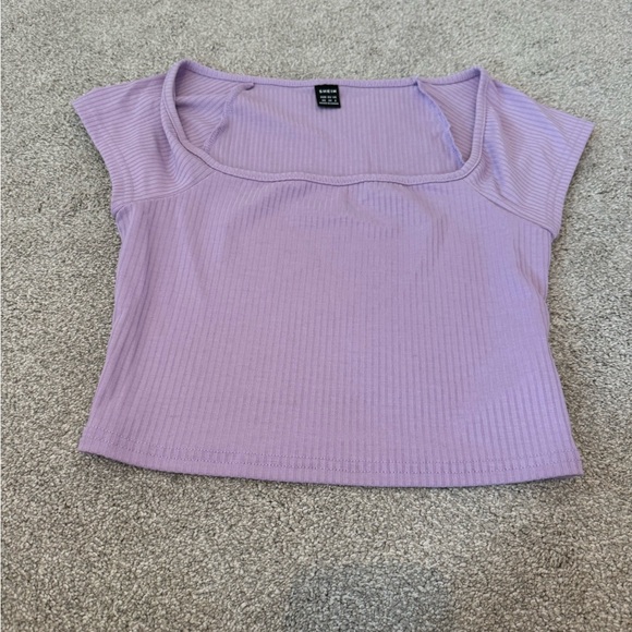 ✨ Lilac Purple Ribbed Tee - Picture 2 of 6